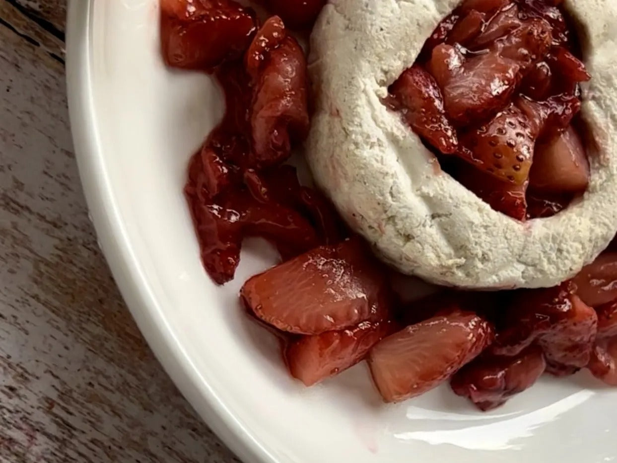 Quezo de Datil con Fresas